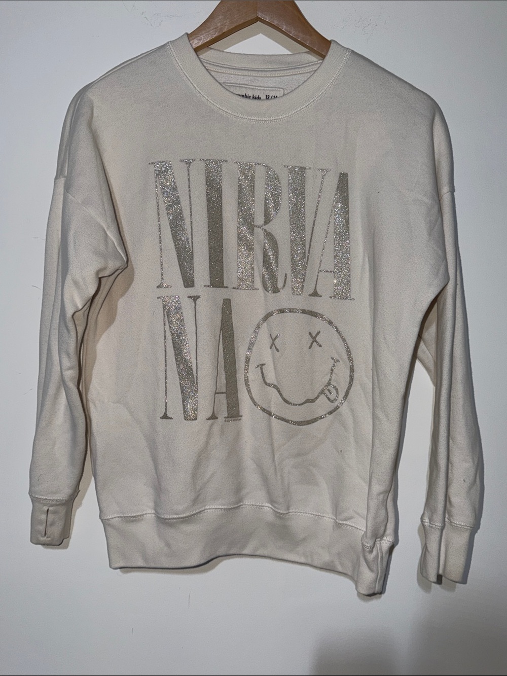 Abercrombie kids NIRVANA Cream Crewneck with Silver Glitter Logo size 13/14
